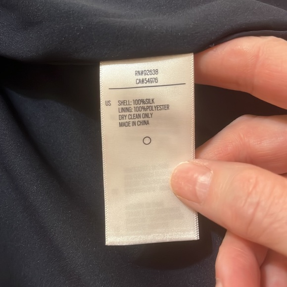 NWT!!!! Fossil SILK shell dress : small Fully lined with 100% slip - Picture 11 of 13